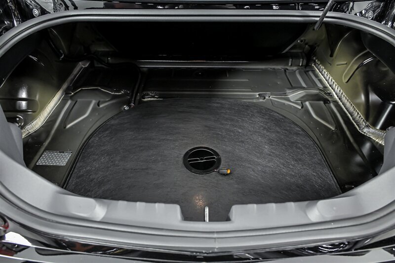 Used 2015 Chevrolet Camaro Z/28 RWD image 12