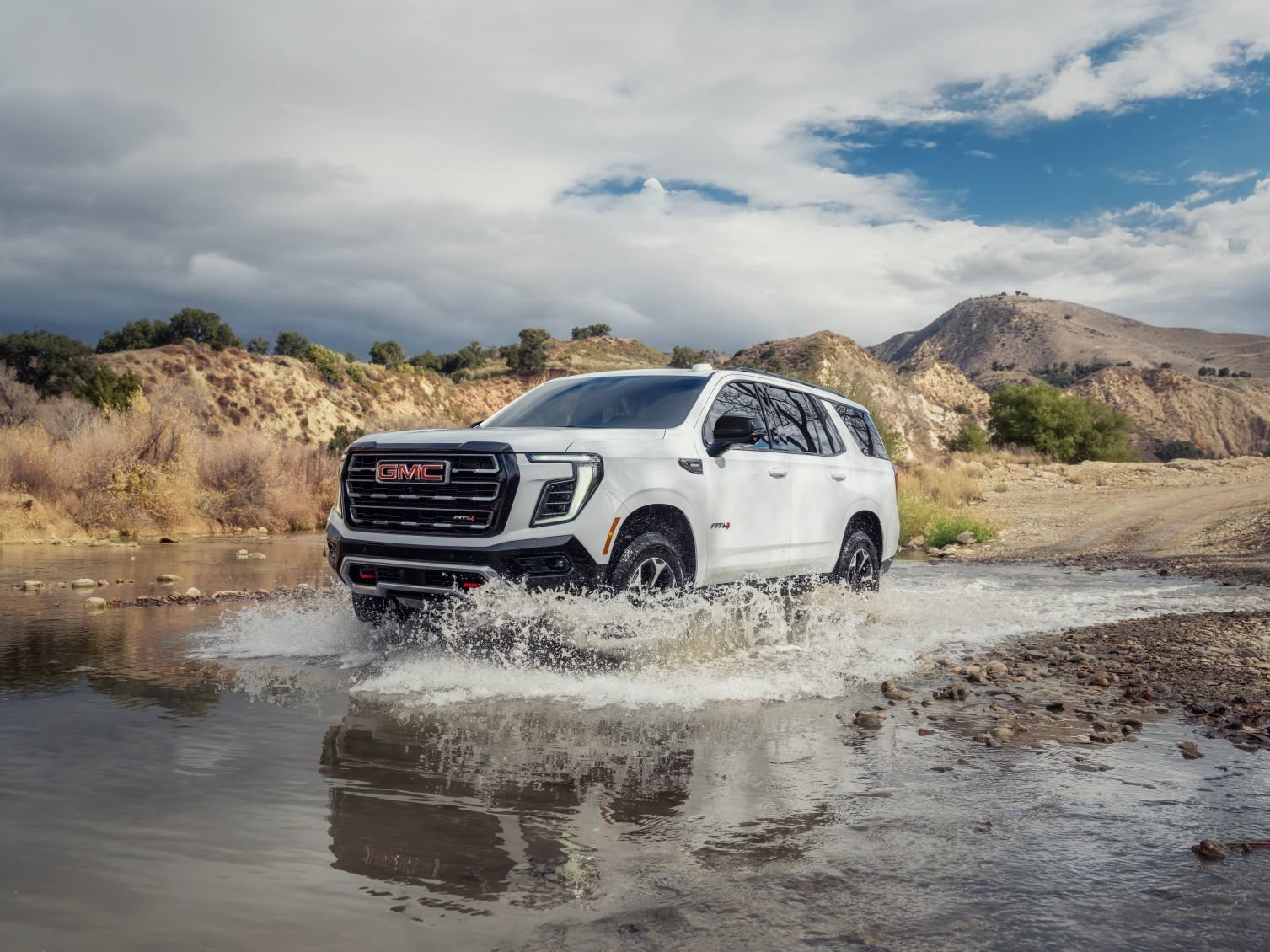 New 2027 GMC Yukon Denali Ultimate AWD/4WD image 3