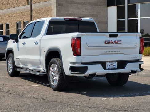 Used 2021 GMC Sierra 1500 Denali AWD/4WD image 5
