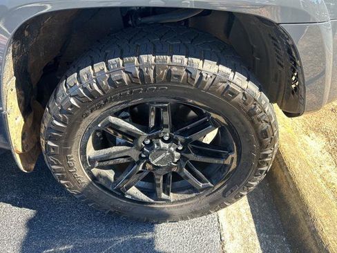 Certified 2024 Toyota 4Runner SR5 Premium w/ Moonroof Package image 3