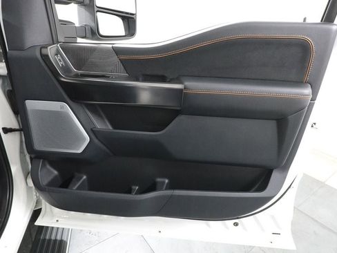 Used 2023 Ford F150 Platinum w/ FX4 Off-Road Package image 33