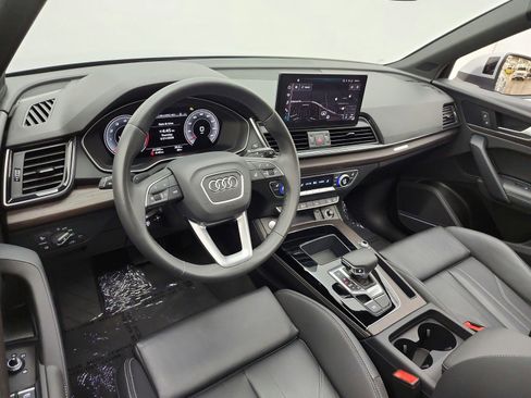Used 2023 Audi Q5 2.0T Premium Plus w/ Premium Plus Package AWD/4WD image 14