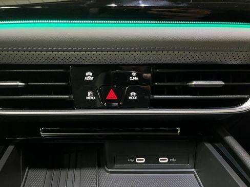 New 2026 Volkswagen Atlas Peak Edition AWD/4WD image 15