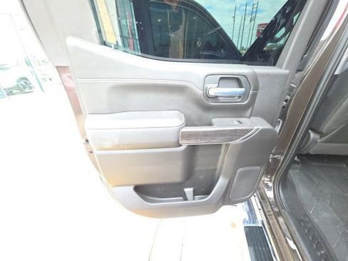 Used 2021 Chevrolet Silverado 1500 LTZ image 23