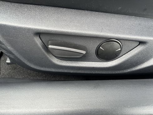 Used 2025 Ford Mustang Premium image 14