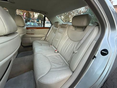 Used 2002 Lexus LS 430 image 23