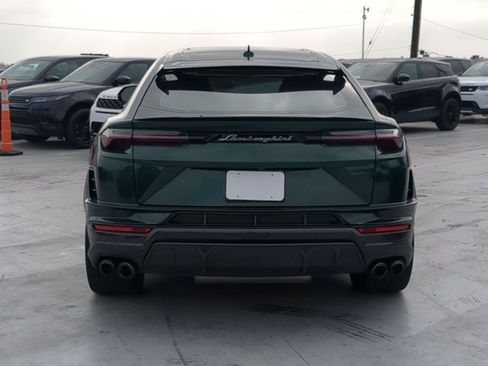 Used 2023 Lamborghini Urus Performante AWD/4WD image 6