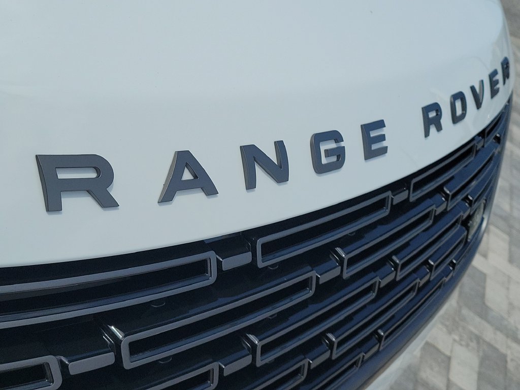 New 2026 Land Rover Range Rover Velar S AWD/4WD image 9