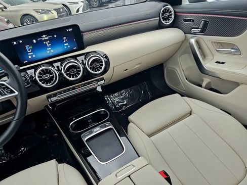 Certified 2025 Mercedes-Benz CLA 250 4MATIC image 35