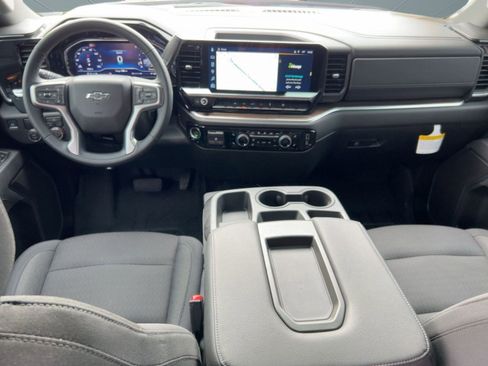 Used 2025 Chevrolet Silverado 1500 RST image 15