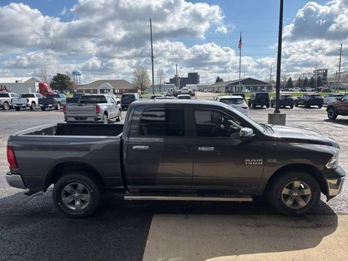 Used 2017 RAM 1500 ST w/ SXT Appearance Group AWD/4WD image 8