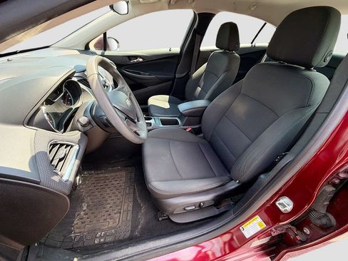 Used 2016 Chevrolet Cruze LT w/ Convenience Package FWD image 22