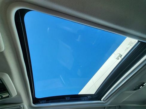 Used 2018 Subaru Forester 2.5i Limited image 26