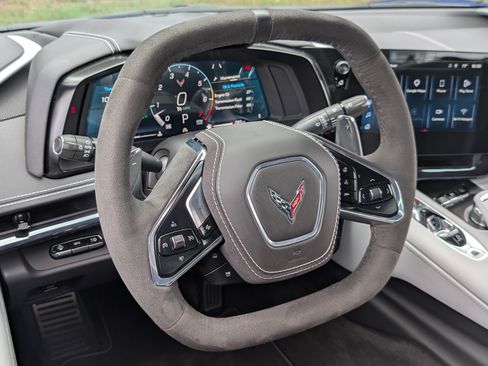 Used 2025 Chevrolet Corvette Stingray Preferred Cpe w/ Z51 Performance Package RWD image 22