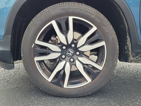 Used 2021 Honda Pilot Touring image 10