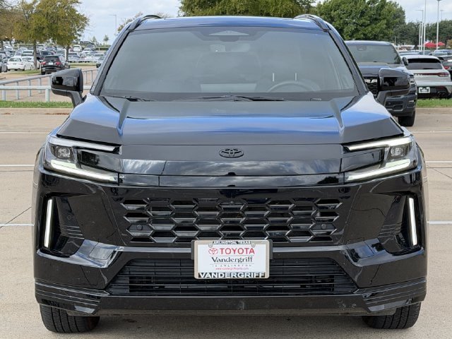 Used 2026 Toyota RAV4 XSE w/ Weather Package AWD/4WD image 8