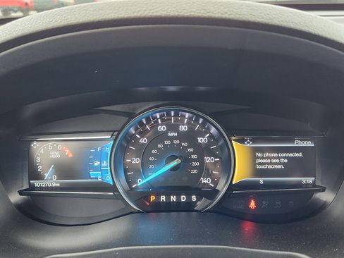 Used 2018 Ford Explorer XLT w/ Equipment Group 202A image 22