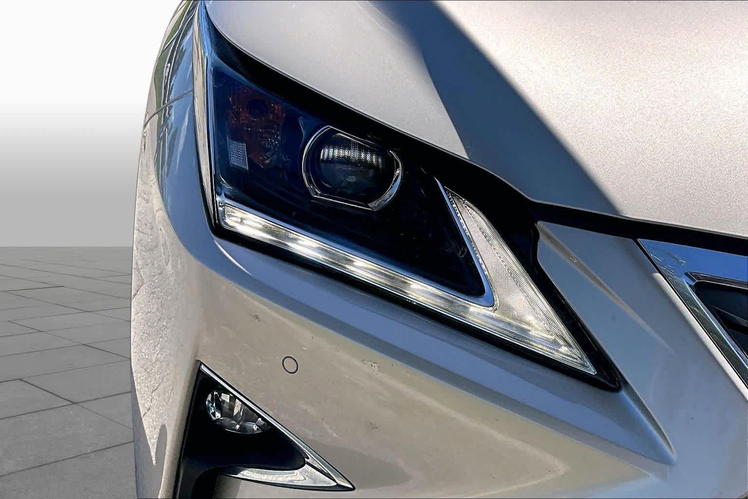 Used 2018 Lexus RX 350 FWD w/ Premium Package image 28