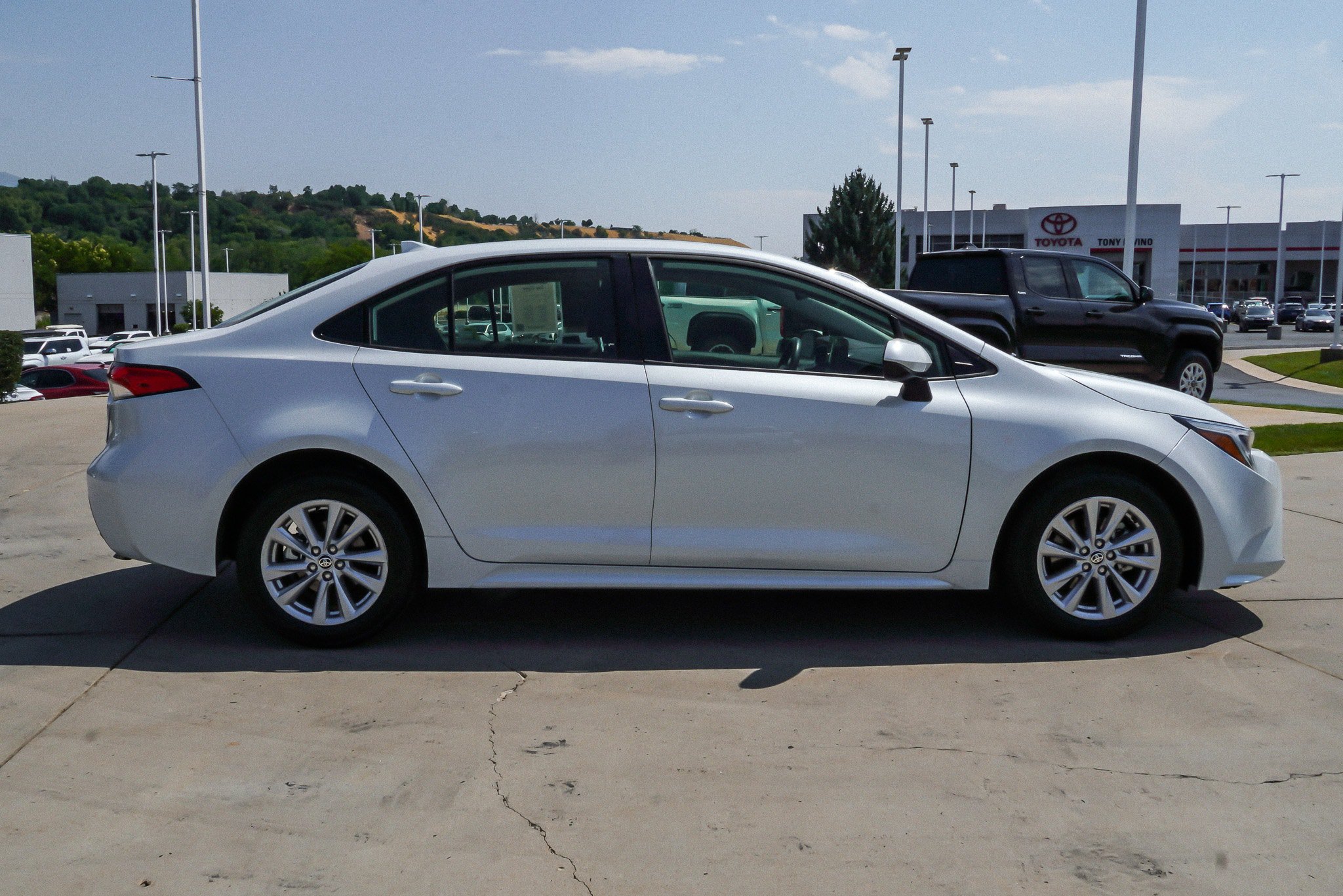 Certified 2025 Toyota Corolla LE w/ LE Premium Package AWD/4WD image 9