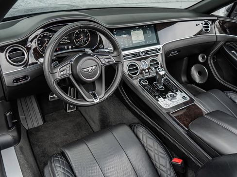 Used 2020 Bentley Continental GT AWD/4WD image 30