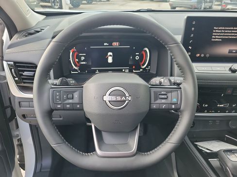 New 2026 Nissan Rogue Platinum image 27