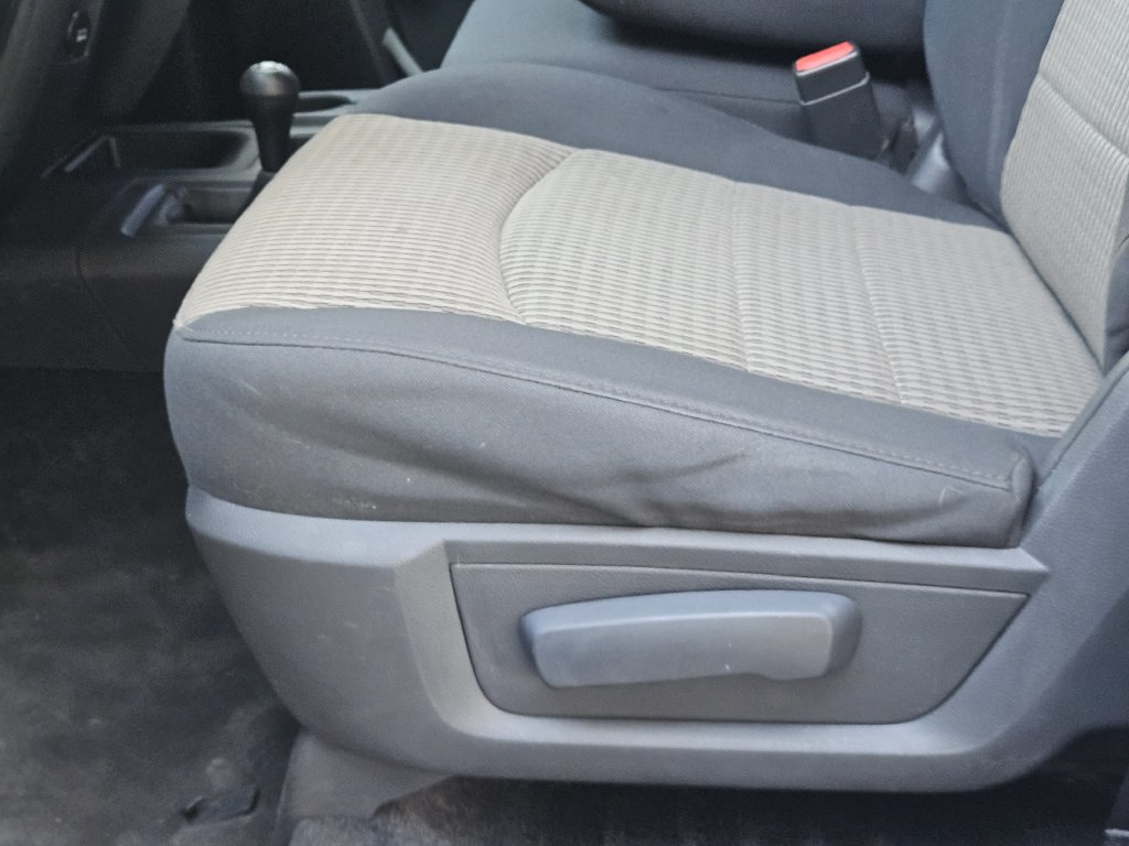 Used 2012 RAM 2500 ST w/ Popular Equipment Group AWD/4WD image 18