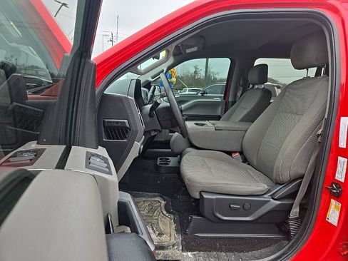Used 2019 Ford F150 XLT image 7