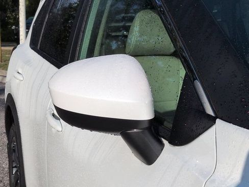 Used 2024 Nissan Rogue SV w/ SV Premium Package FWD image 11