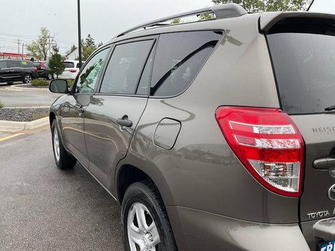 Used 2010 Toyota RAV4 4WD image 5