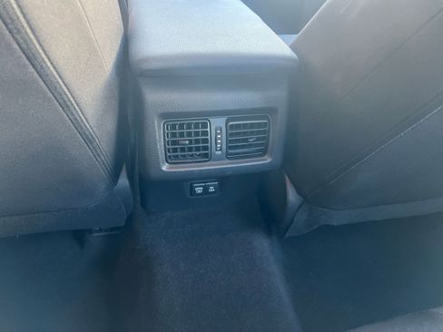 Used 2025 Toyota Camry LE image 24