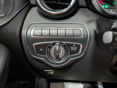 Used 2019 Mercedes-Benz GLC 300 4MATIC Coupe image 20