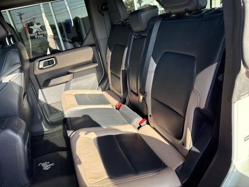 Used 2021 Ford Bronco Wildtrak AWD/4WD image 8