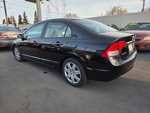 Used 2010 Honda Civic LX image 2