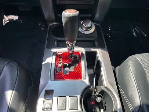 Certified 2021 Toyota 4Runner Limited AWD/4WD image 30
