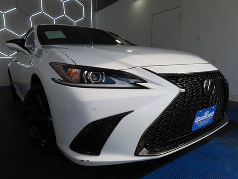 Used 2022 Lexus ES 350 F Sport w/ Accessory Package 2 FWD image 3