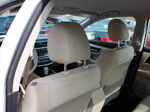 Used 2016 Nissan Altima 2.5 S w/ Power Driver Seat Package image 29