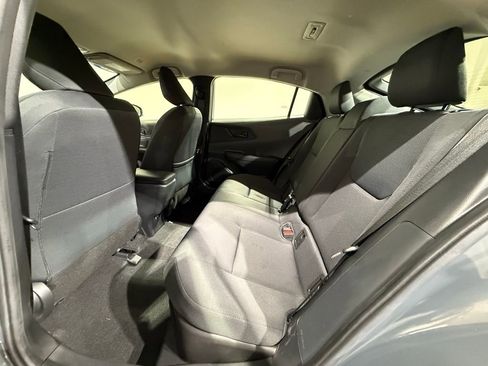 Used 2023 Toyota Prius LE image 18