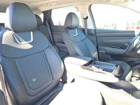 Certified 2026 Hyundai Tucson Limited FWD image 9