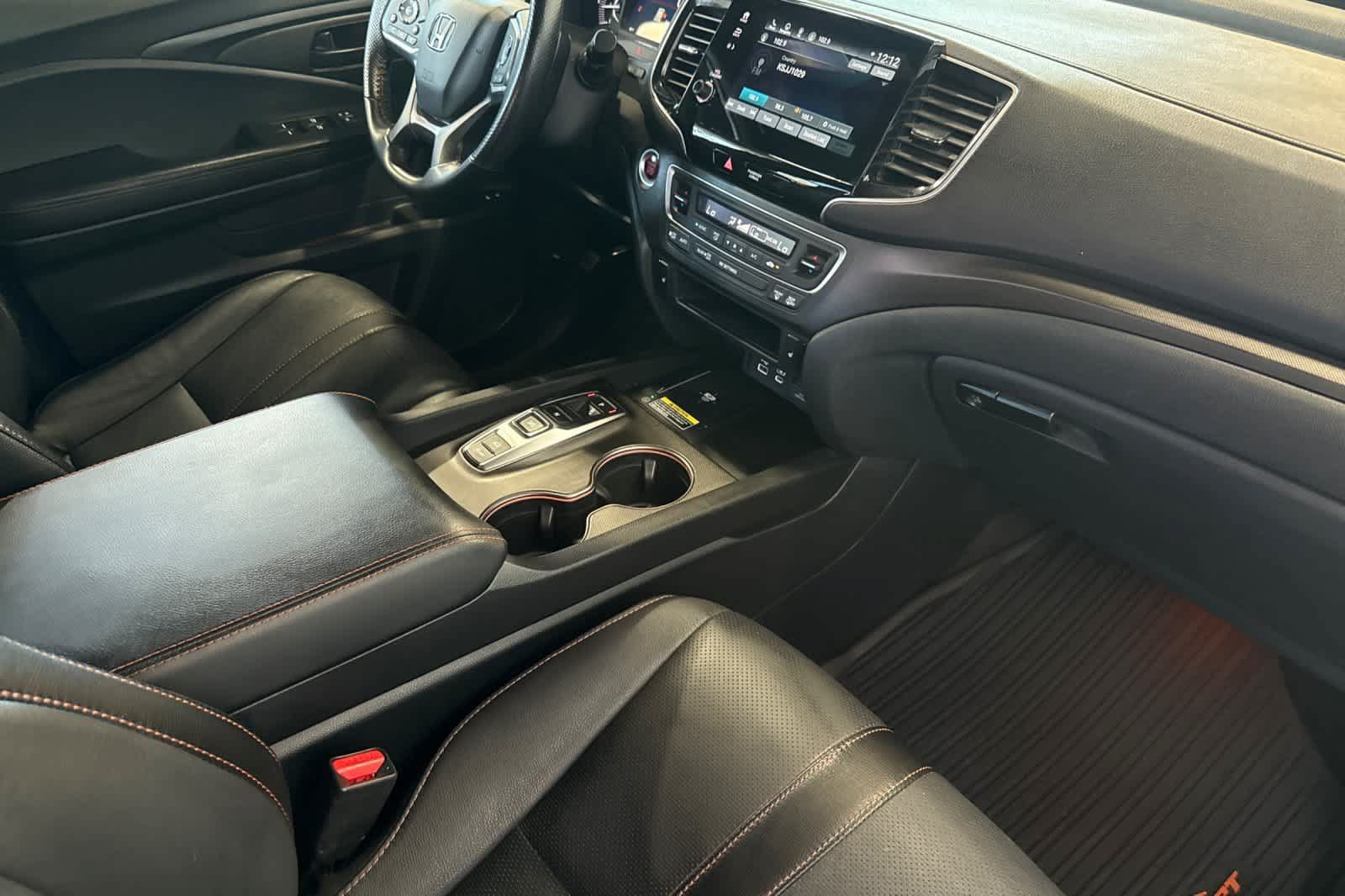 Certified 2024 Honda Passport TrailSport image 18