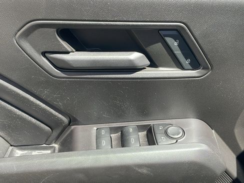 Used 2024 Chevrolet Colorado Trail Boss w/ Technology Package AWD/4WD image 17