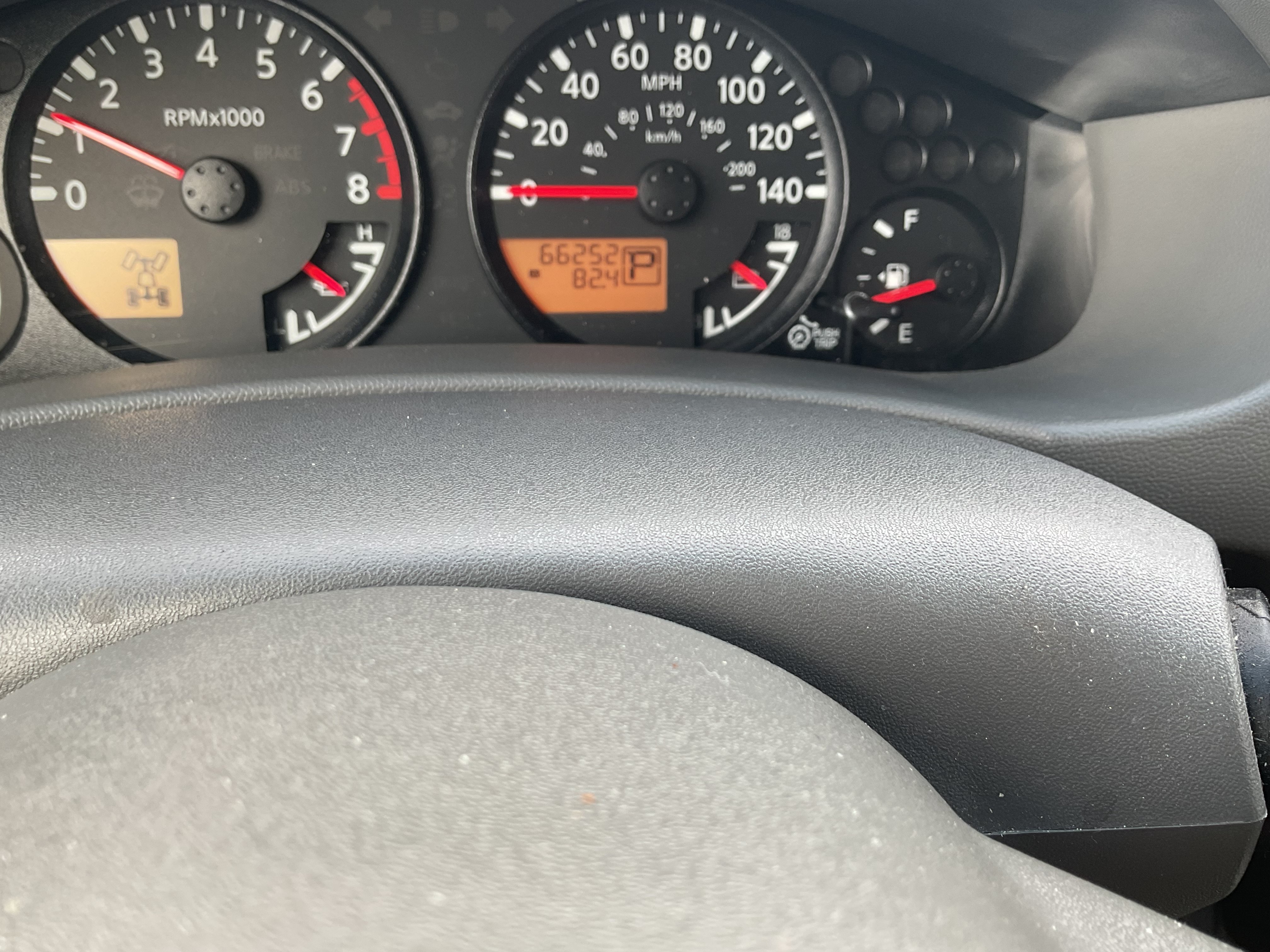 Used 2013 Nissan Frontier SV w/ SV Value Truck Pkg AWD/4WD image 14
