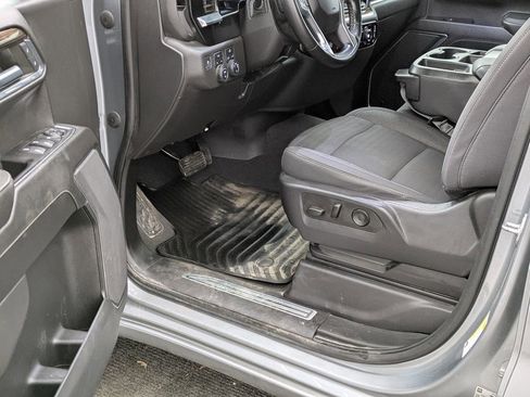 Used 2023 Chevrolet Silverado 1500 LT AWD/4WD image 23