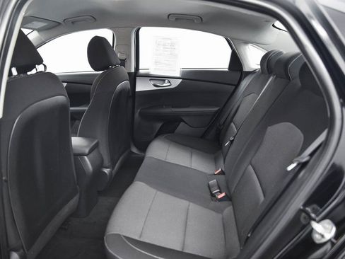 Used 2023 Kia Forte LXS w/ LXS Technology Package image 12