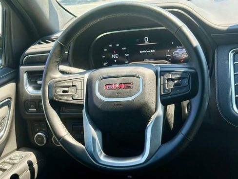 Used 2024 GMC Yukon SLT w/ SLT Luxury Package AWD/4WD image 20