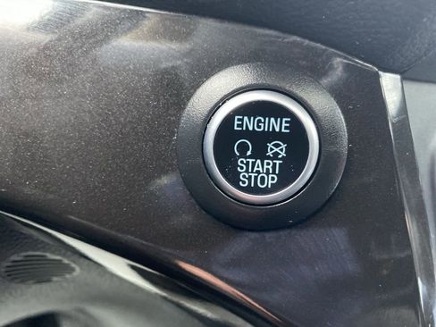 Used 2017 Ford Escape Titanium image 30