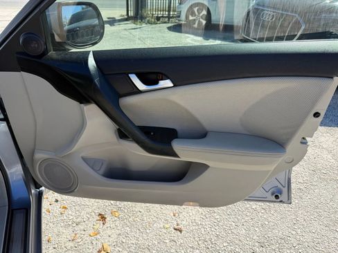 Used 2011 Acura TSX Sedan image 19