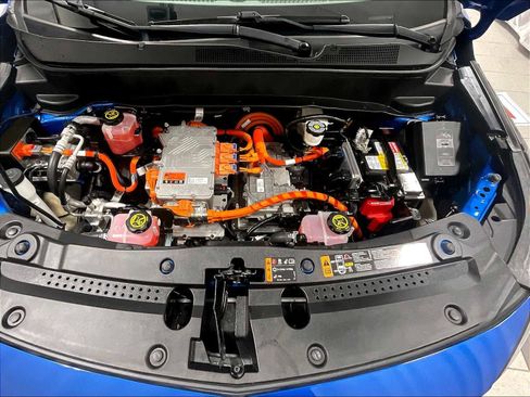 Used 2022 Chevrolet Bolt EUV Premier w/ Sun & Sound Package image 31