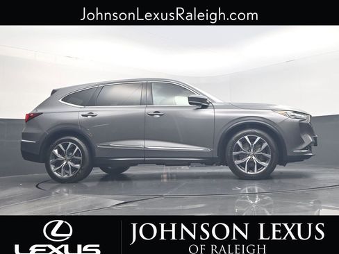 Used 2024 Acura MDX SH-AWD w/ Technology Package image 21