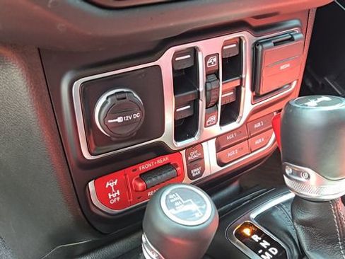 Certified 2024 Jeep Wrangler Unlimited Rubicon 392 image 23