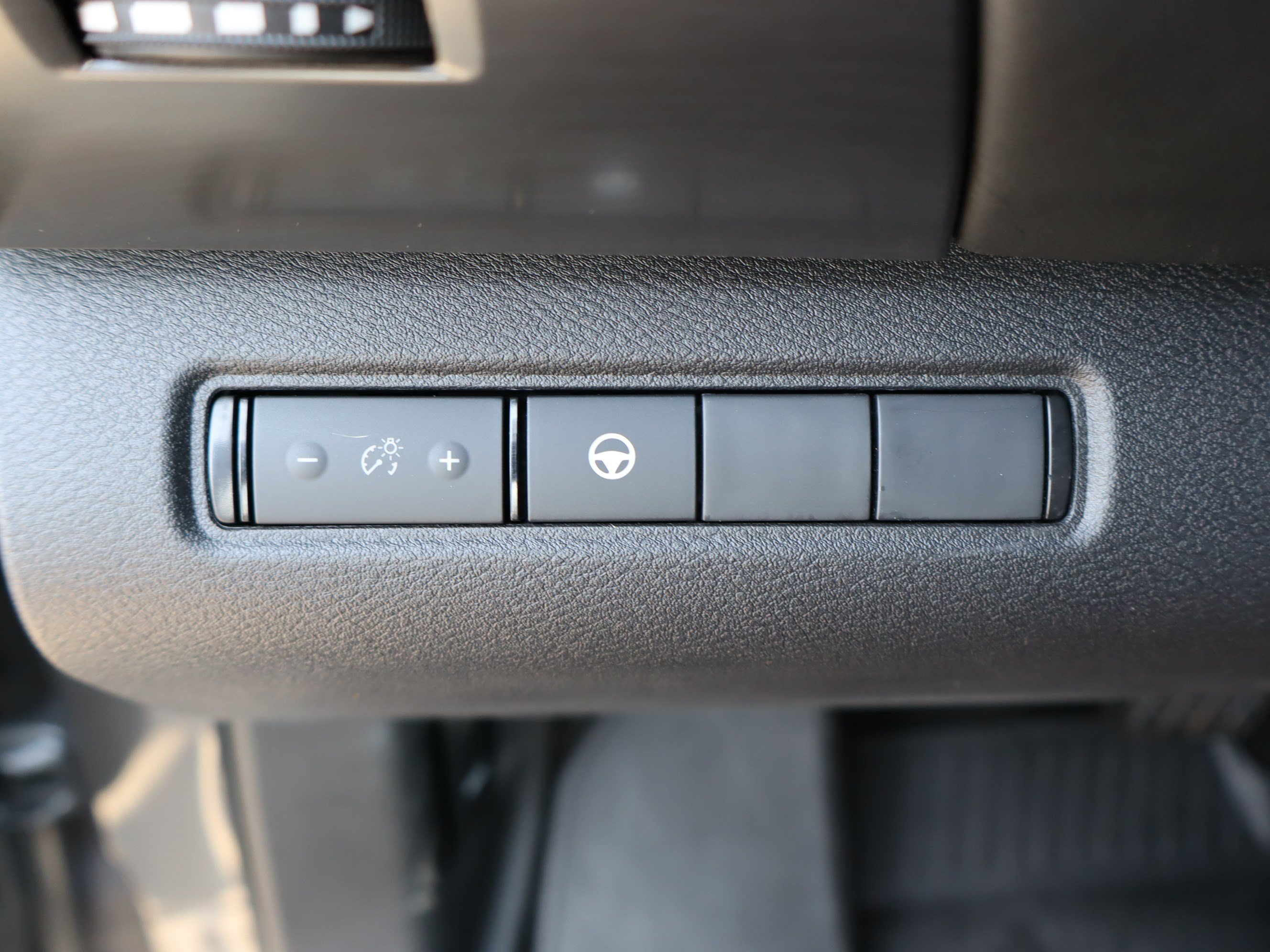 Used 2023 Nissan Pathfinder Rock Creek AWD/4WD image 19